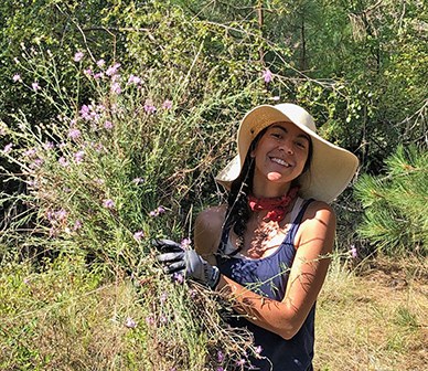 Rebekah Ratcliff at a Weed Warriors work party. Photo: Ginny Elliott.