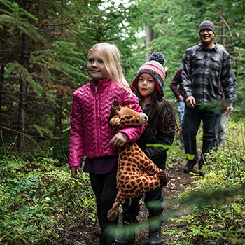 Enjoying the Metolius Preserve. Photo: Caitlin Eddolls.