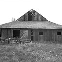 Historical Crossroads: The Hindman Barn
