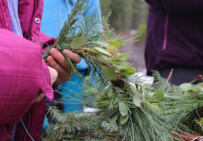 Make Your Own Wreath at Home