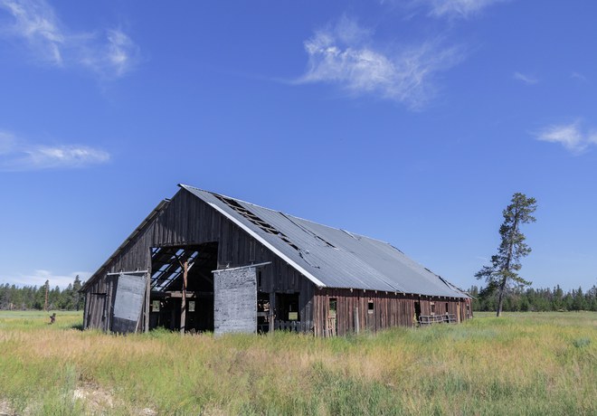 Structure Removal Begins at Paulina Creek Preserve